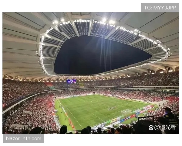 中超豪门阵容焕新,新赛季热血开幕引球迷期待 中超豪门阵容焕新,新赛季热血开幕引球迷期待