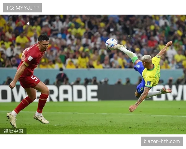 阿利松 vs 诺伊尔:传统门神与清道夫型门将的融合典范 阿利松 vs 诺伊尔:传统门神与清道夫型门将的融合典范