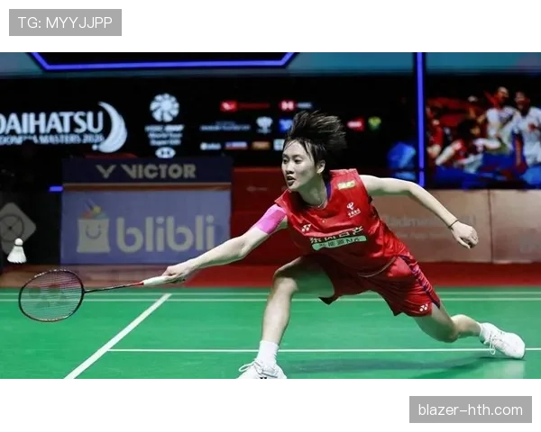 陈雨菲比赛场上冷到不像人、私下笑起来又像邻家小姐，这反差我还没消化