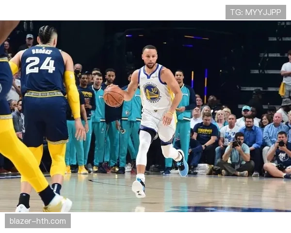 康利借无球跑动提升进攻效率，改变灰熊战术结构